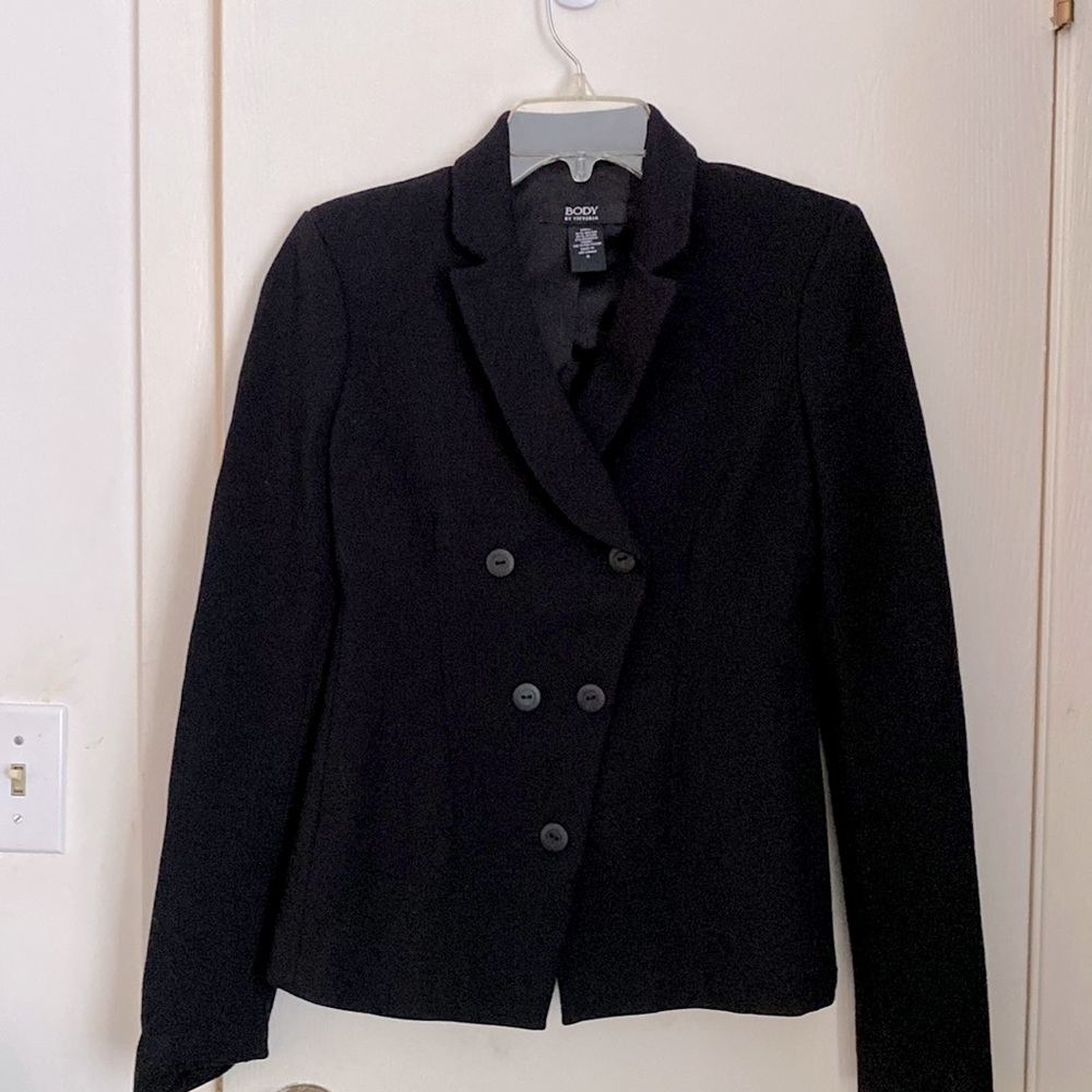 Body by Victoria size 2 spandex suit jacket